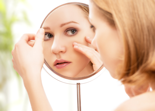 Eye twitching or flickering: why, causes and how to stop.