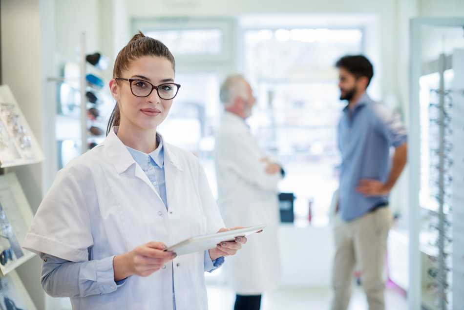 What Is The Difference Between An Optometrist, Ophthalmologist and Optician