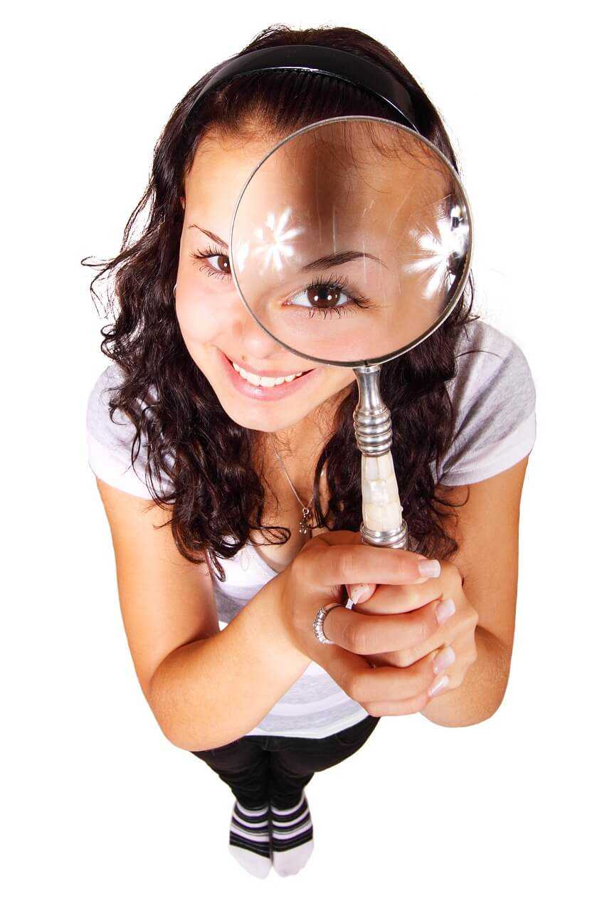 How to make eyes look brighter and bigger with glasses