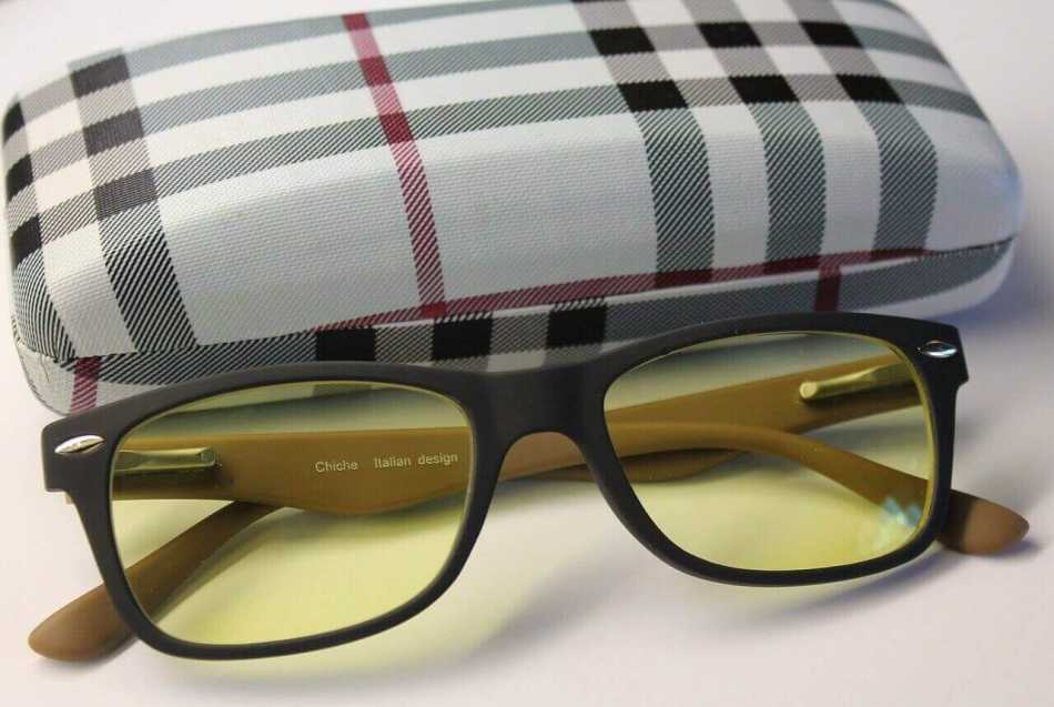 A Guide to Tinted Prescription Glasses