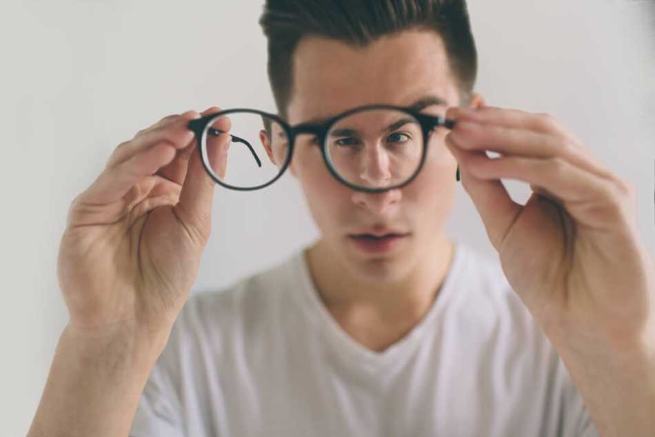 Do You Need Glasses for Astigmatism? Let's Clear Things Up!